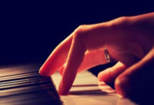 赫伊森：我觉得自己是西班牙人；尤文原本说过不强迫我走.